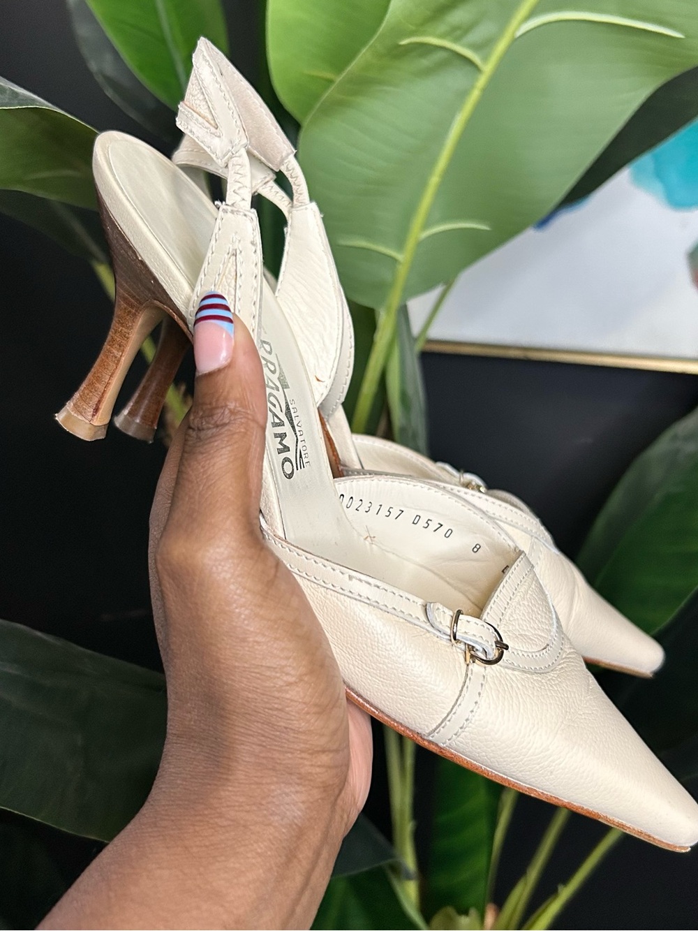 Salvatore Ferragamo Vintage Ivory Leather Pointed Slingback Pumps with Buckle - Picture 2 of 5